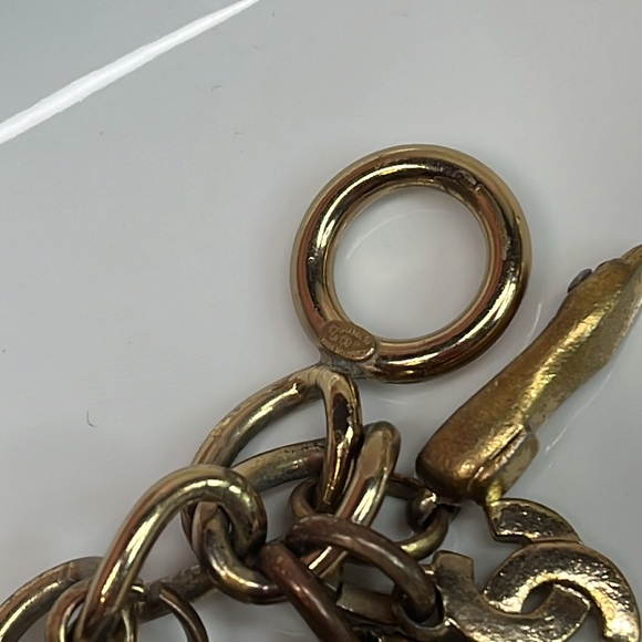 2002 Vintage CHANEL CHARM BRACELET - Picture 3 of 9